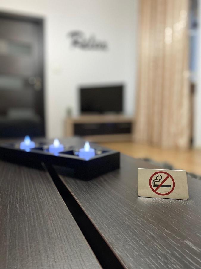 Ada'S Luxury Apartament&Studio - Old City Braşov Esterno foto