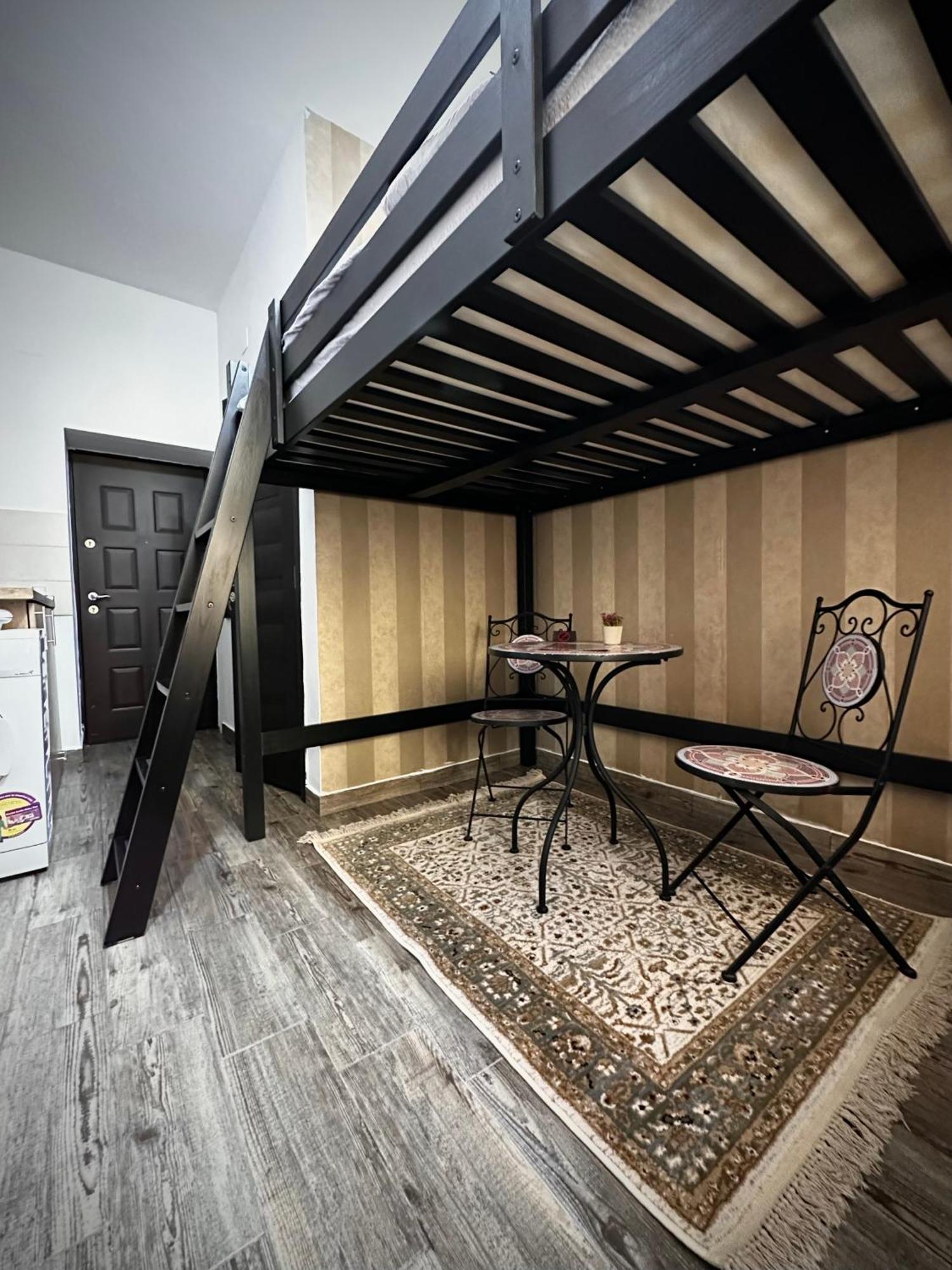 Ada'S Luxury Apartament&Studio - Old City Braşov Esterno foto