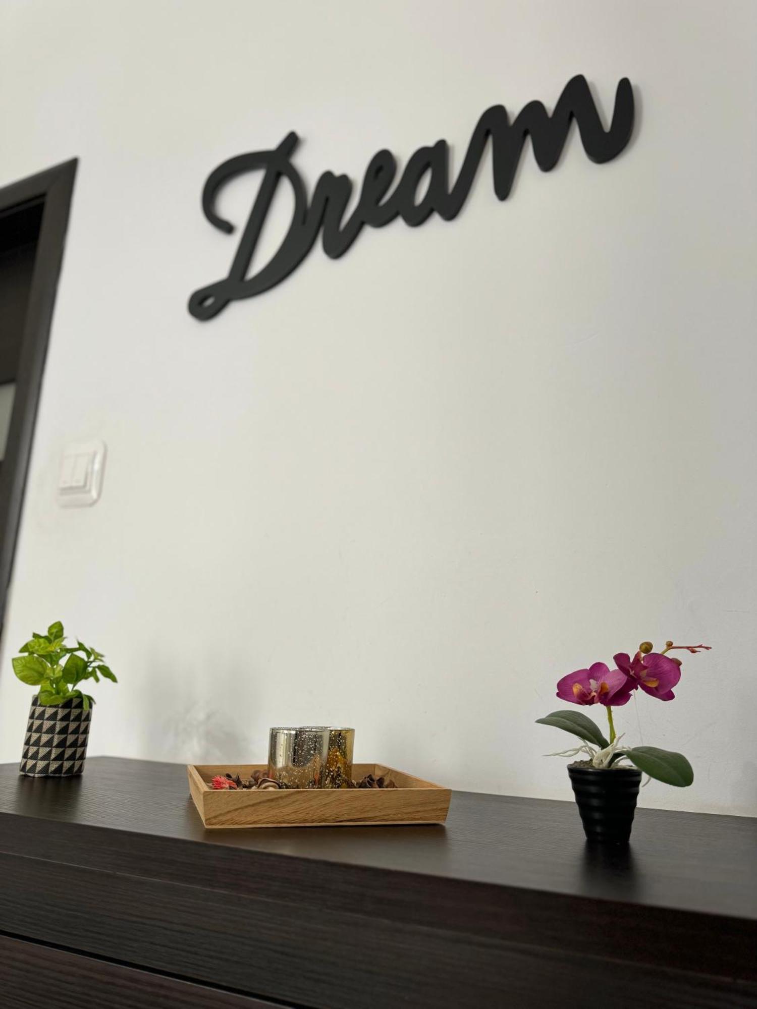 Ada'S Luxury Apartament&Studio - Old City Braşov Esterno foto